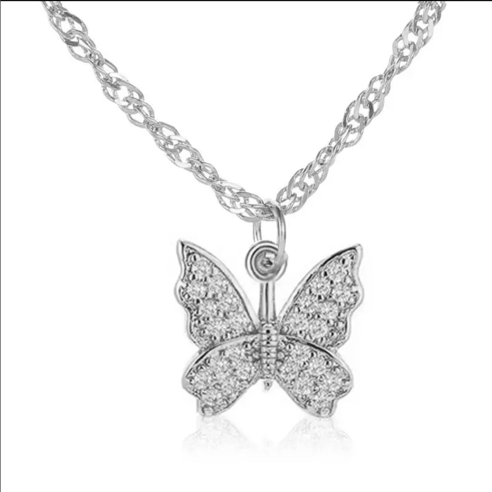 ✨  Crystal Butterfly Silver Pendant Necklace